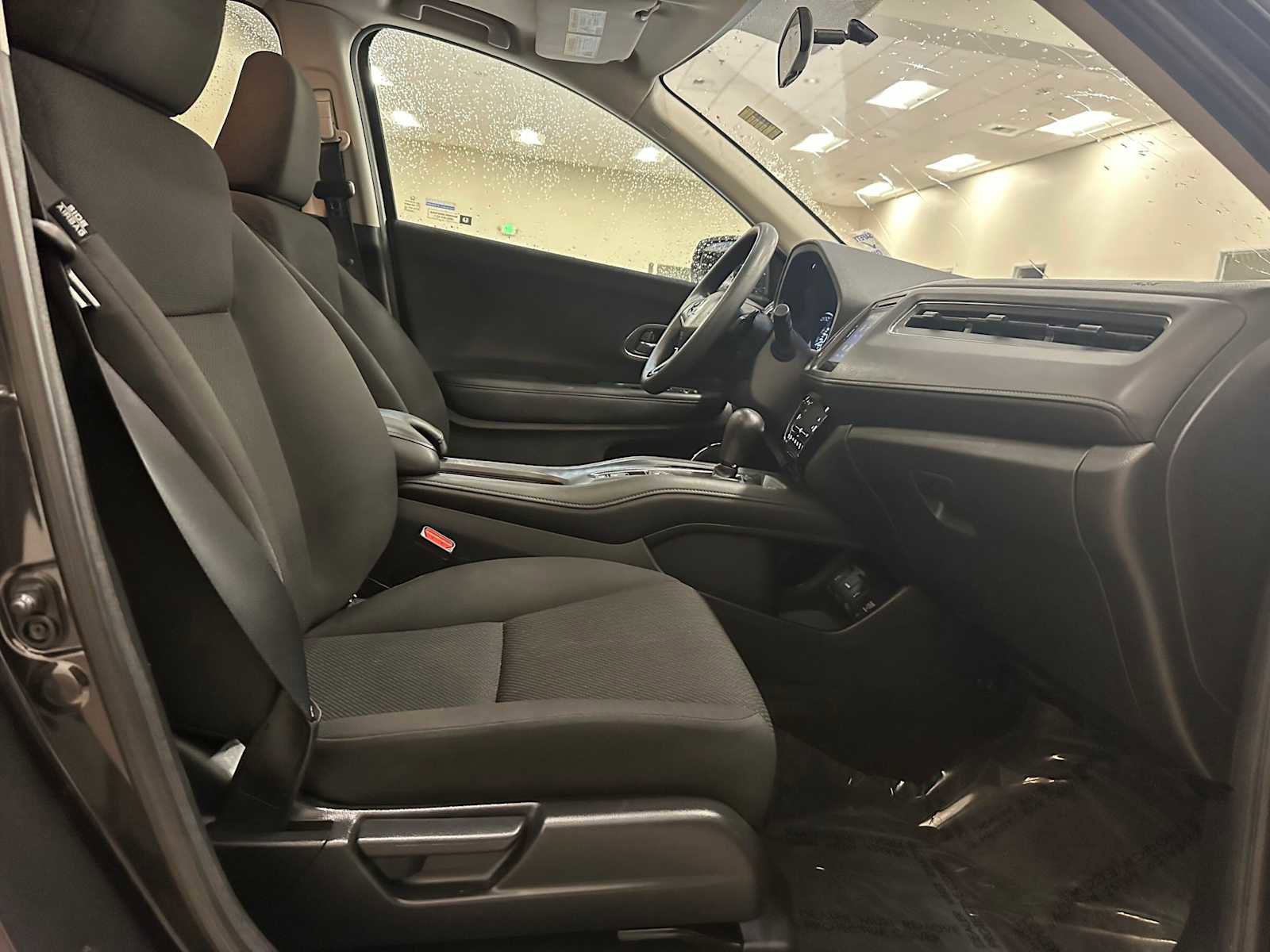 Used 2018 Honda HR-V EX image 27