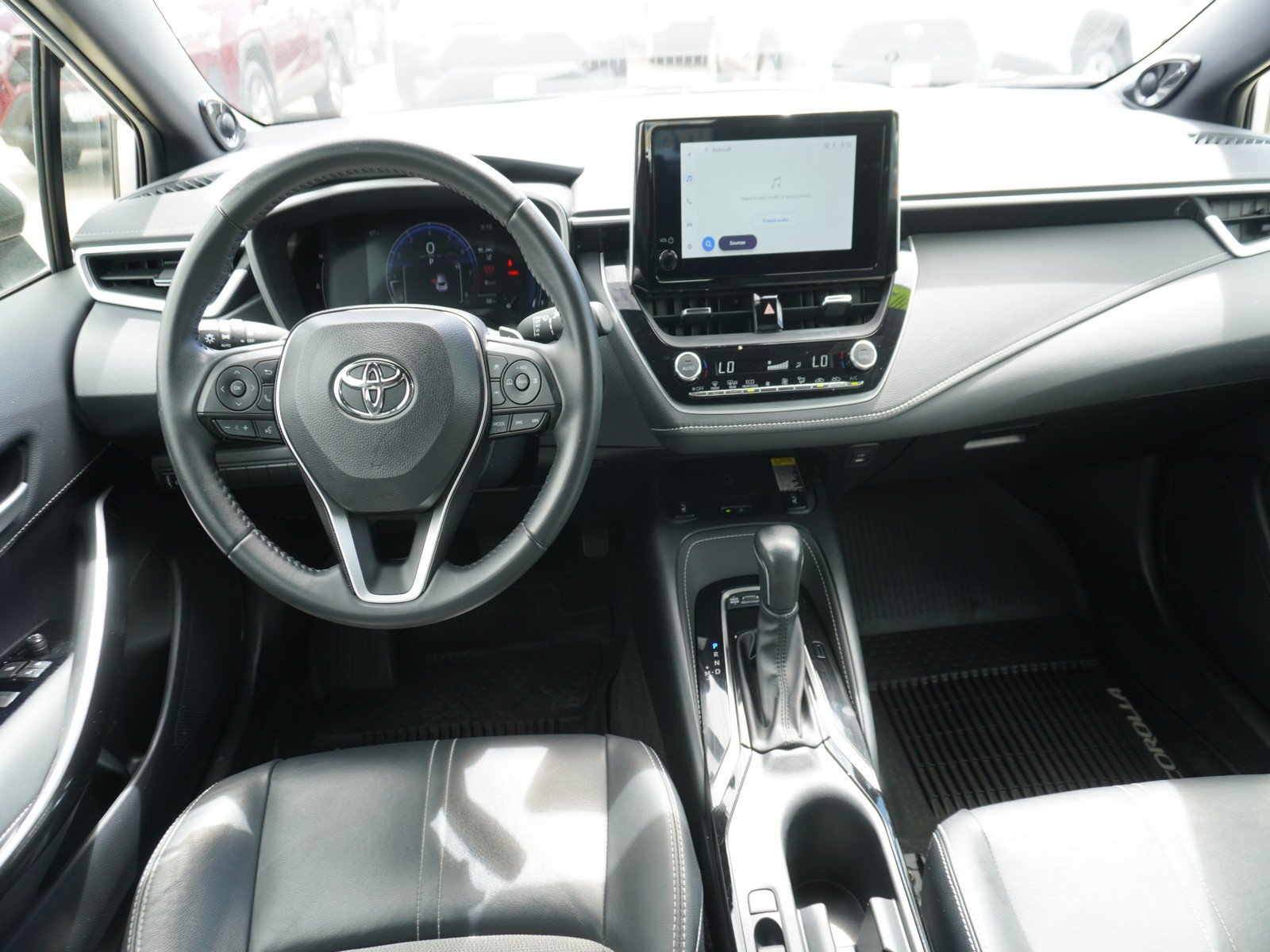 Used 2023 Toyota Corolla XSE FWD image 2
