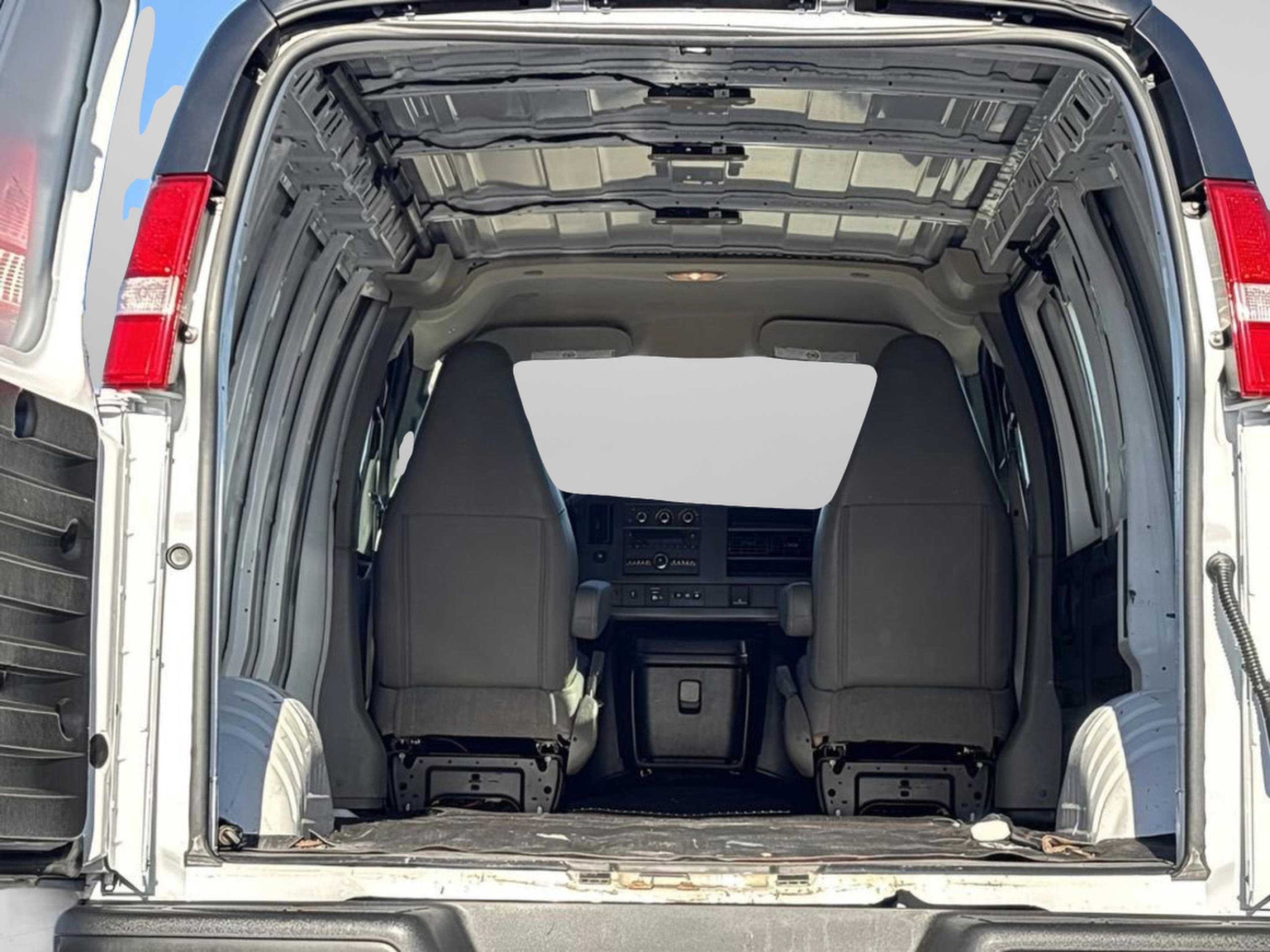 Used 2024 Chevrolet Express 2500 w/ Driver Convenience Package RWD image 7