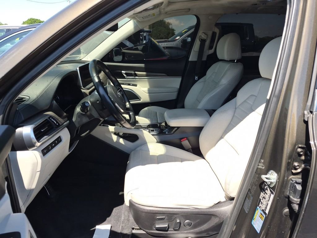 Used 2021 Kia Telluride SX w/ SX Prestige Package AWD/4WD image 8