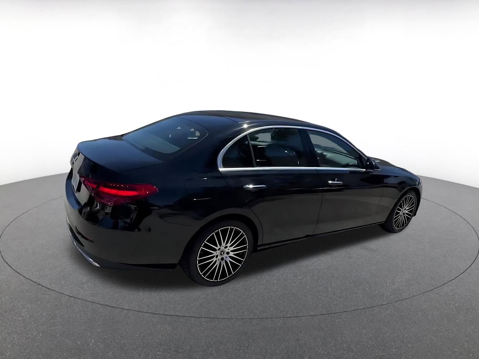 Used 2024 Mercedes-Benz C 300 Sedan image 15