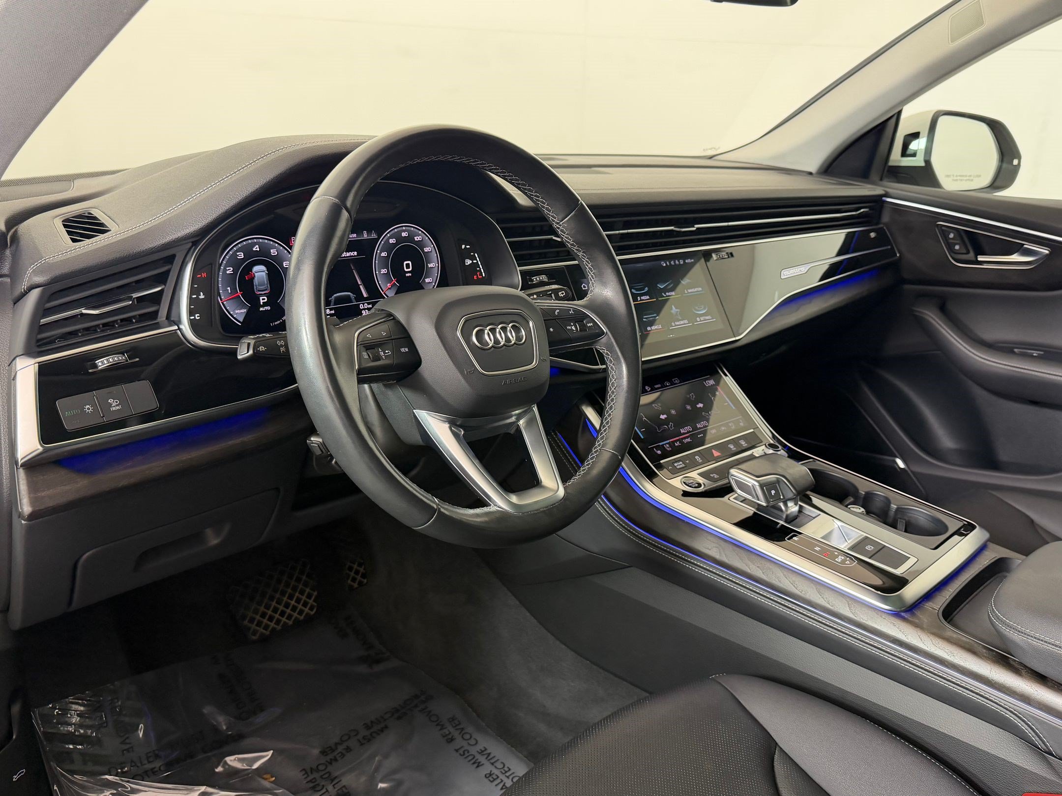 Certified 2023 Audi Q8 Premium Plus w/ Premium Plus Package AWD/4WD image 4