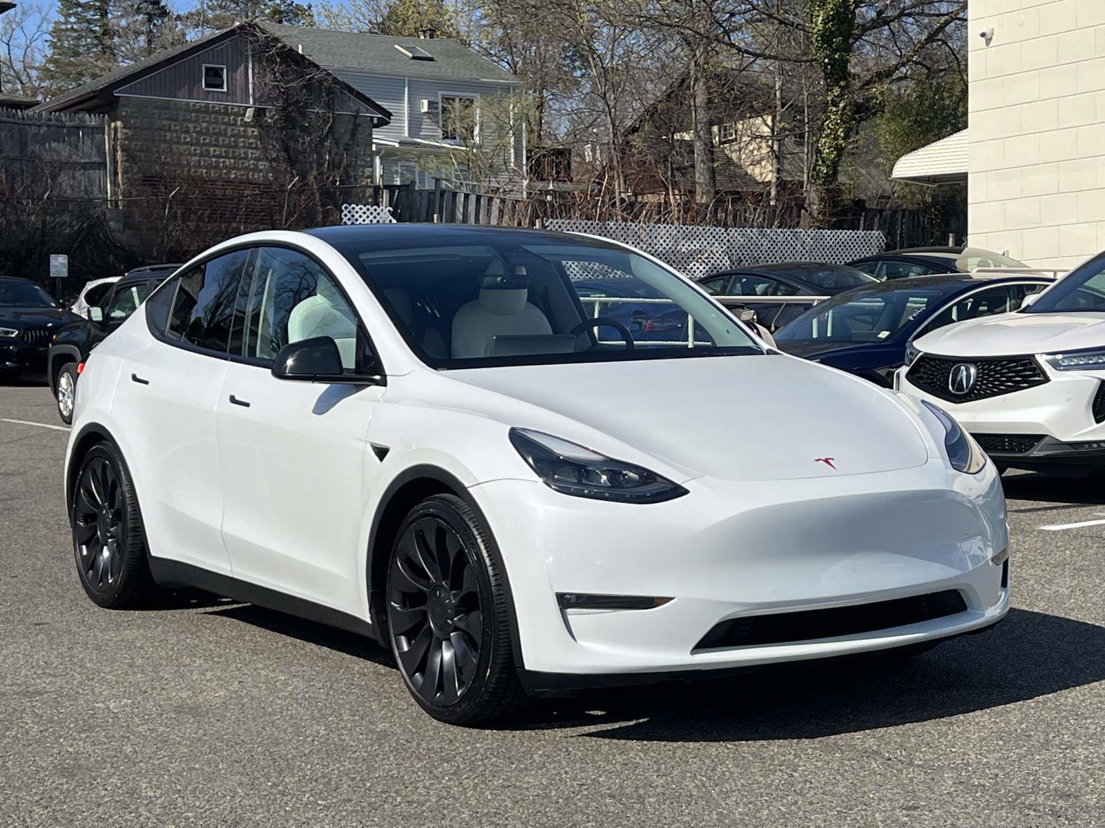 Used 2022 Tesla Model Y Performance AWD/4WD image 1