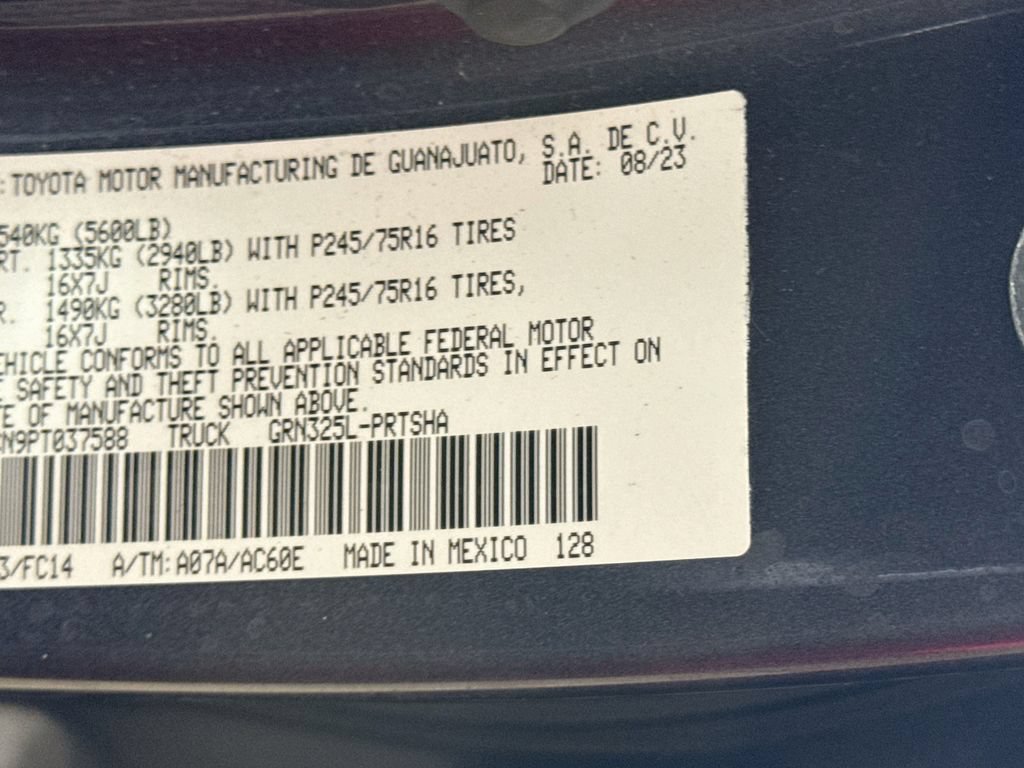 Used 2023 Toyota Tacoma SR5 RWD image 27