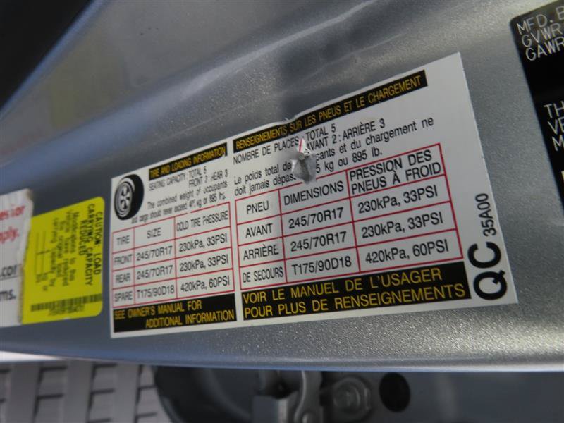 Used 2025 Toyota 4Runner SR5 AWD/4WD image 33