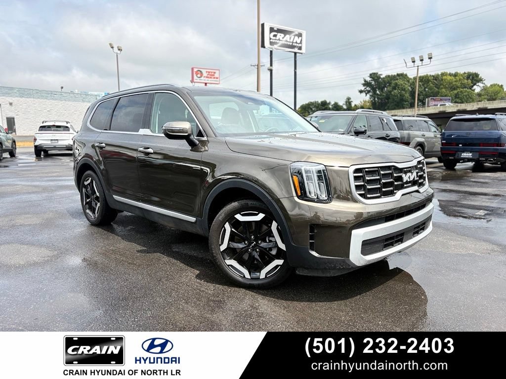 Used 2025 Kia Telluride S