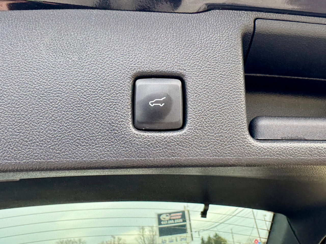 Used 2025 Ford Escape Active w/ Active Premium Tech Pack image 42