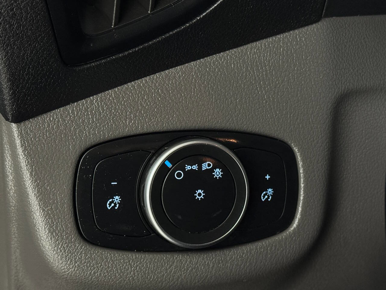 Used 2023 Ford Transit Connect XL FWD image 64