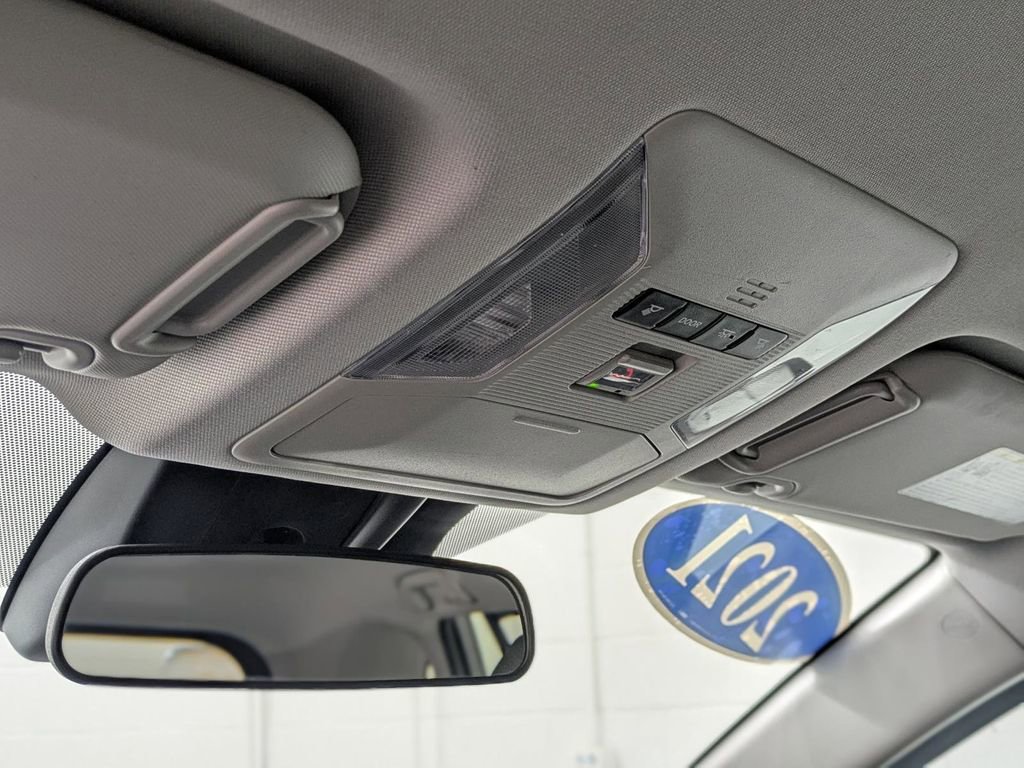 Used 2021 Toyota RAV4 XLE w/ XLE Grade Weather Package image 32