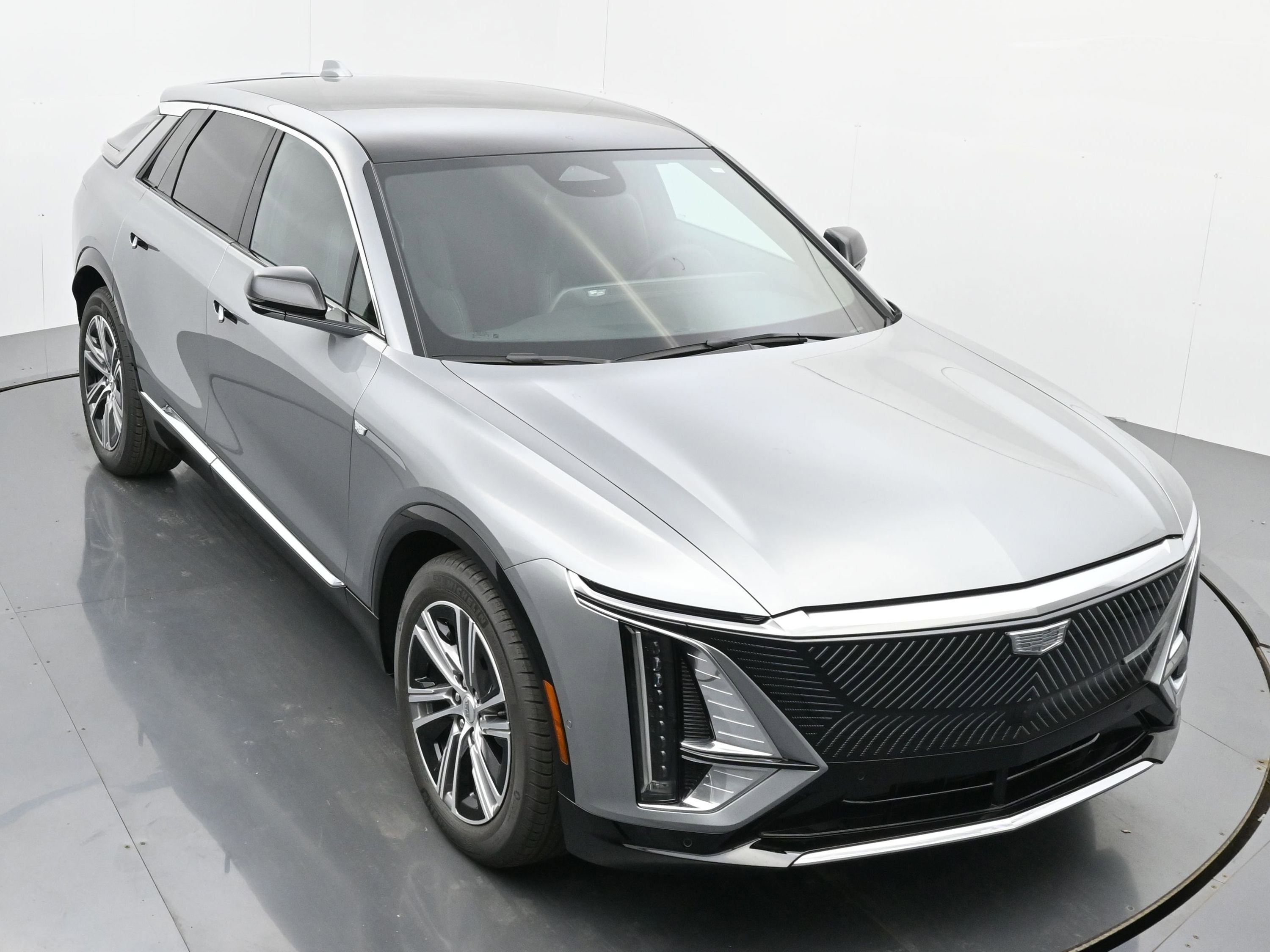 New 2025 Cadillac Lyriq Luxury image 30