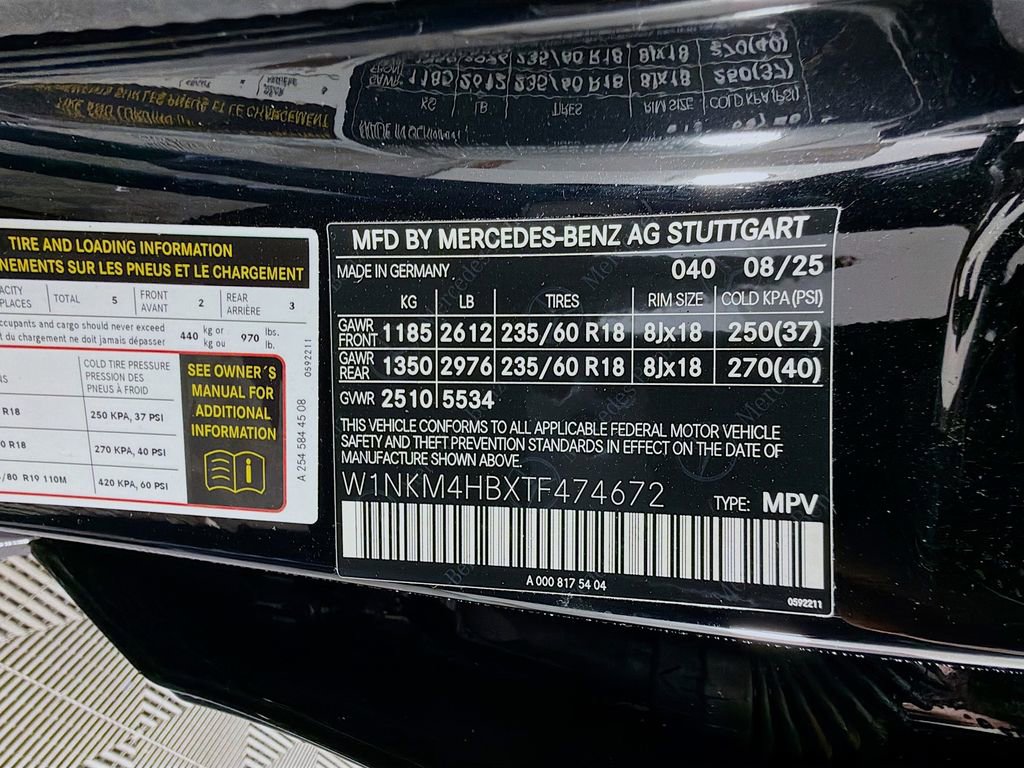 Used 2026 Mercedes-Benz GLC 300 4MATIC image 36