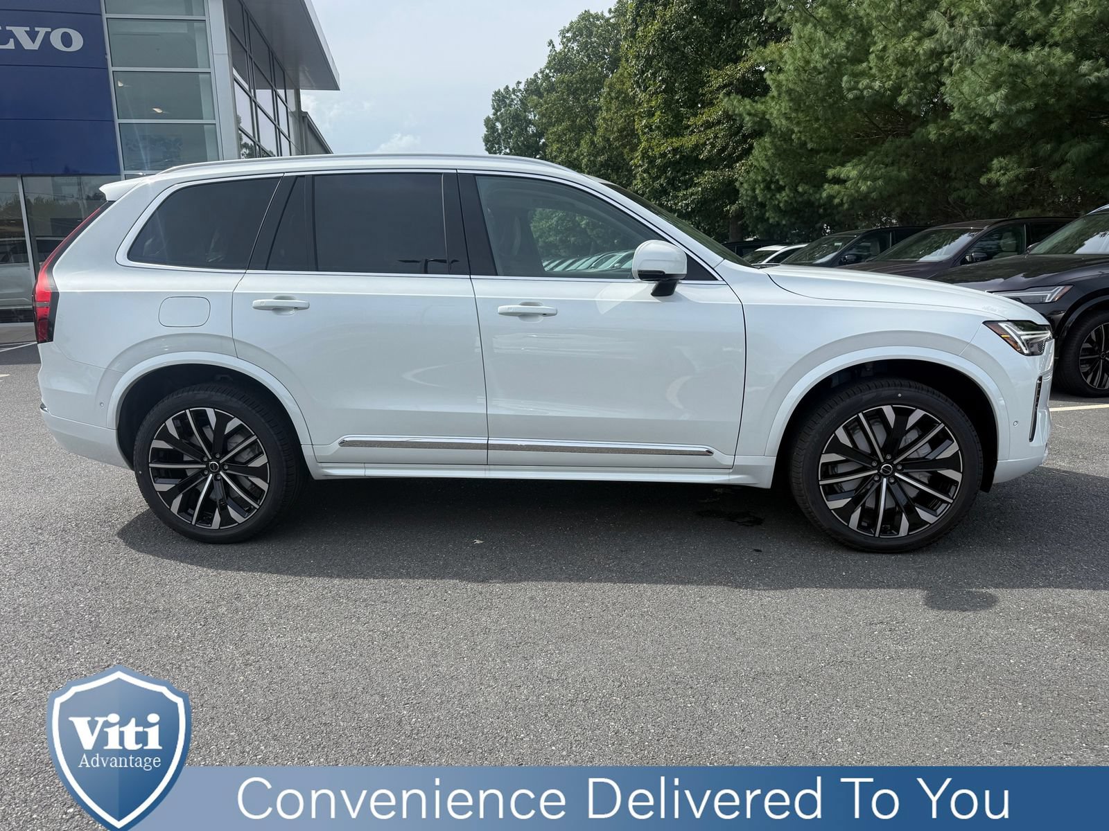 New 2027 Volvo XC90 B6 Plus AWD/4WD image 8