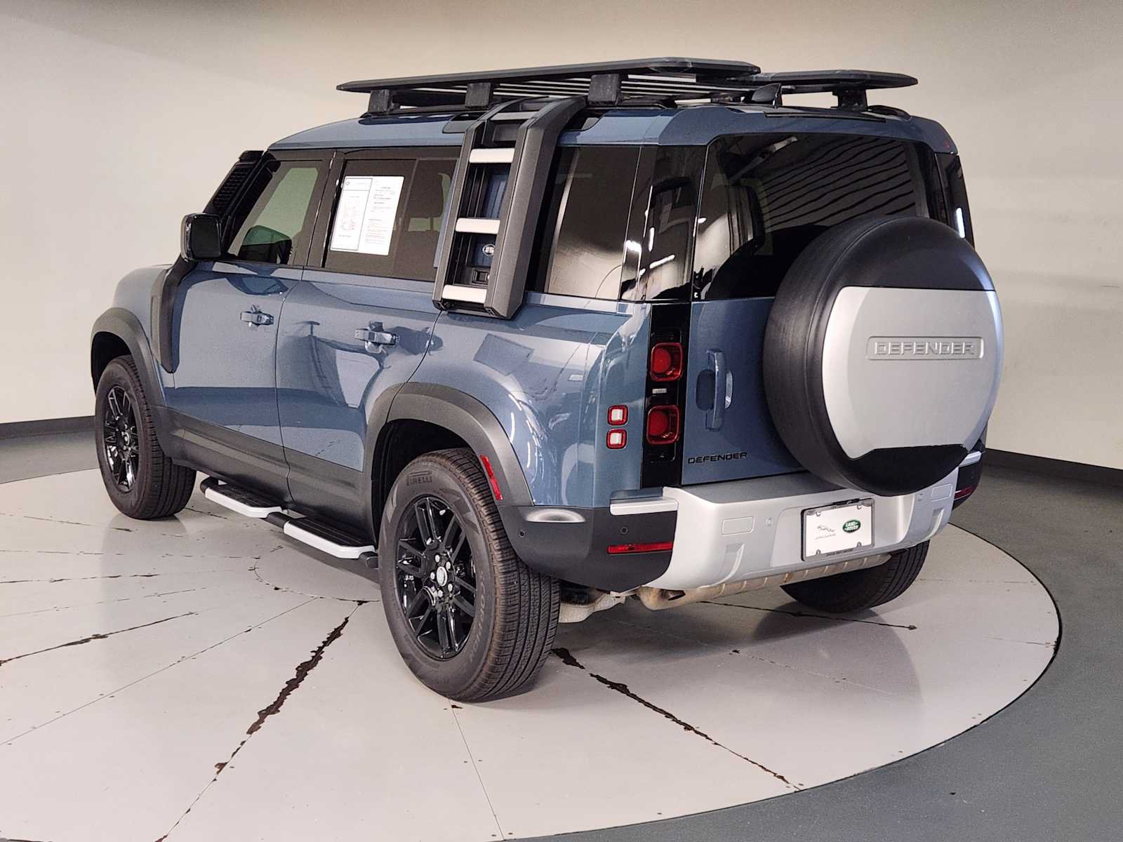 Used 2023 Land Rover Defender 110 S AWD/4WD image 6
