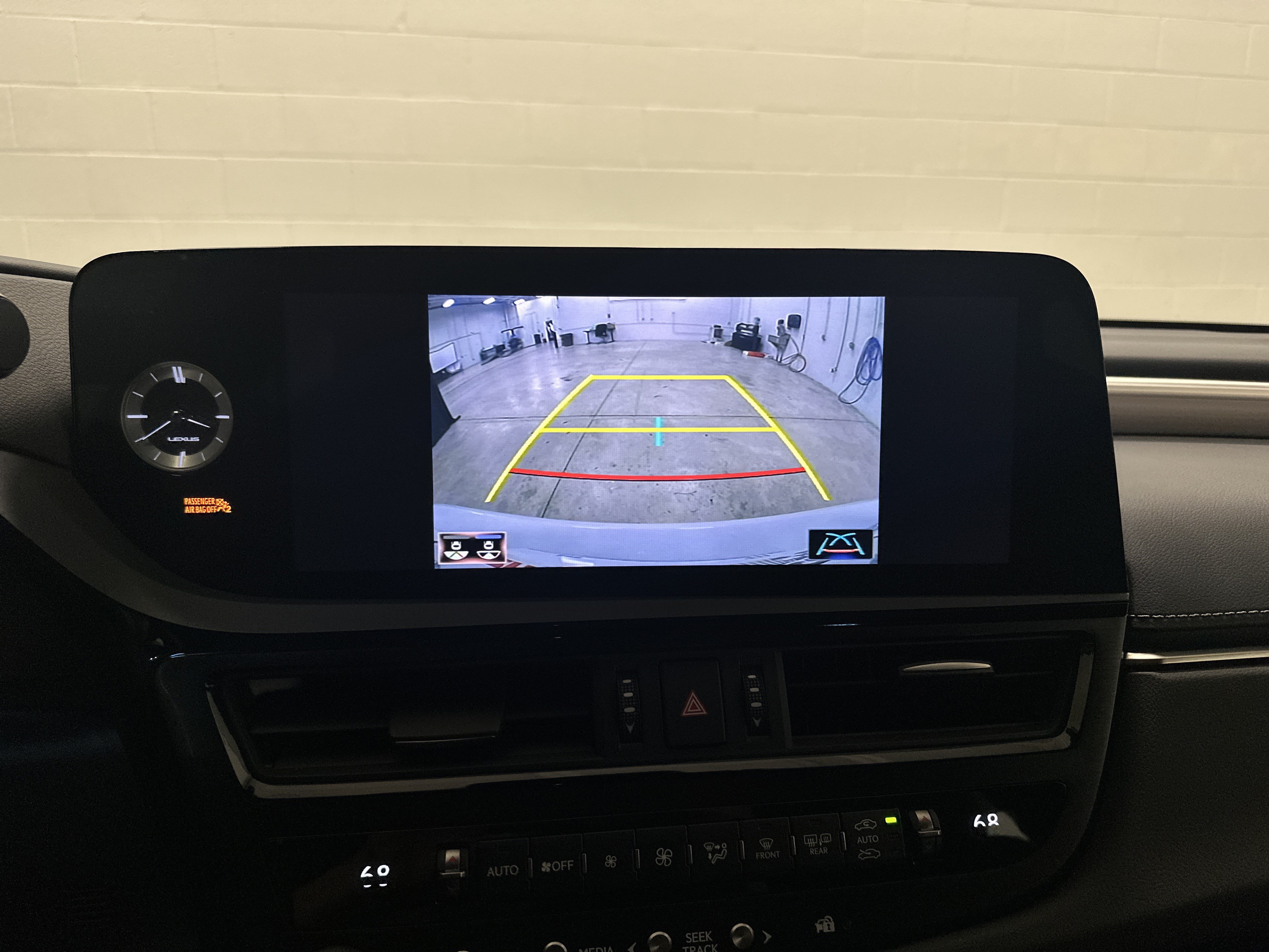 Certified 2022 Lexus ES 350 F Sport w/ Accessory Package FWD image 25