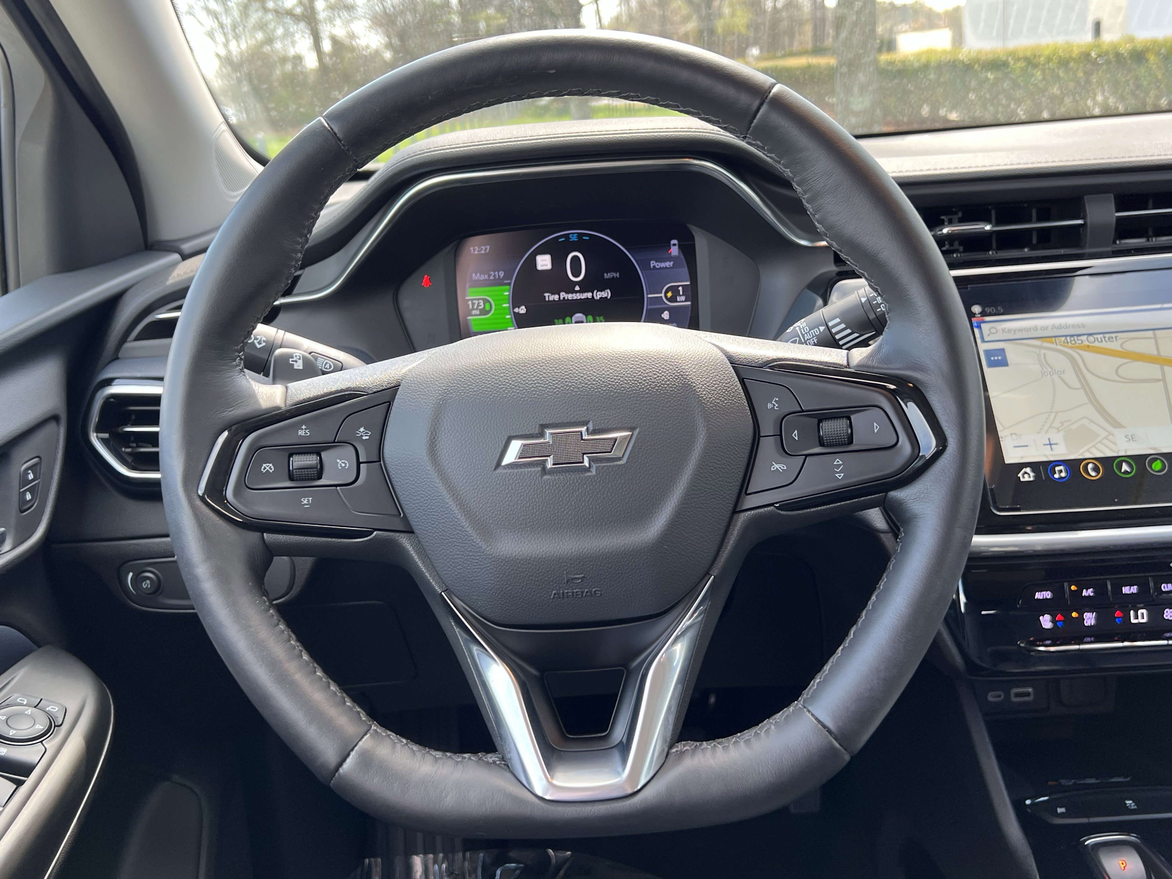 Used 2023 Chevrolet Bolt EUV Premier w/ Sun & Sound Package image 18