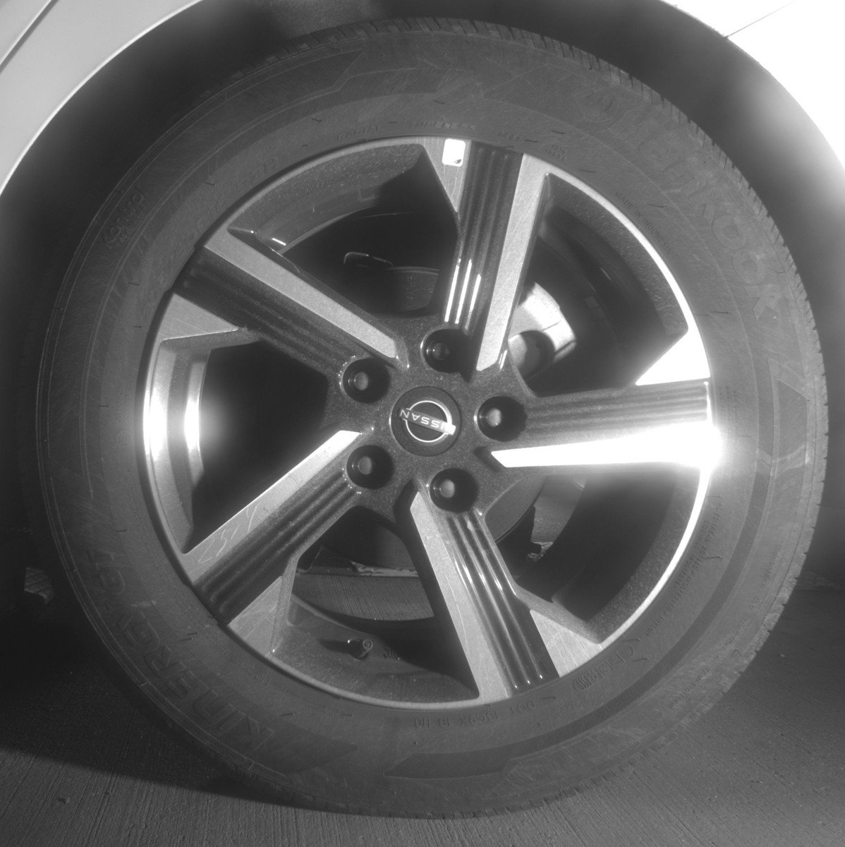 Used 2025 Nissan Sentra SV FWD image 14