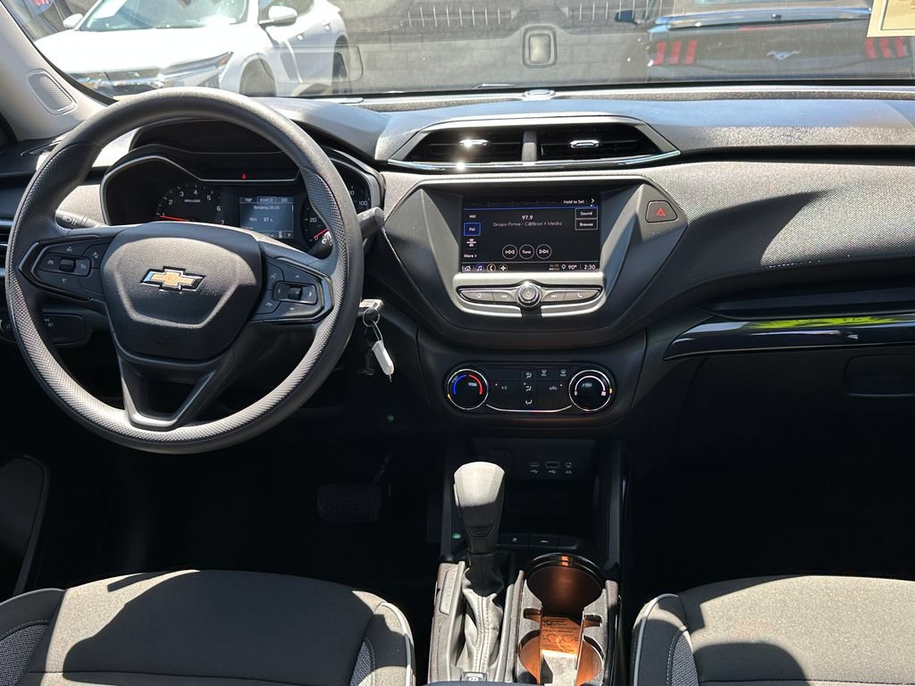 Used 2023 Chevrolet TrailBlazer LS FWD image 19
