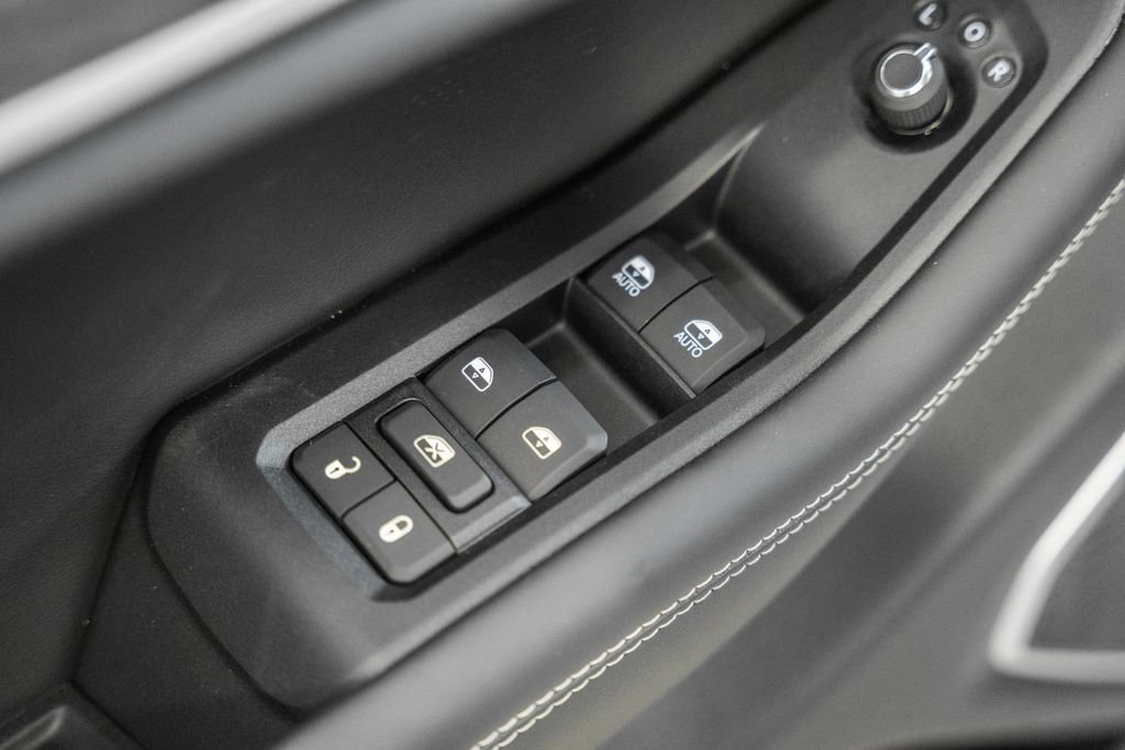 New 2026 Jeep Grand Cherokee L Limited AWD/4WD image 40