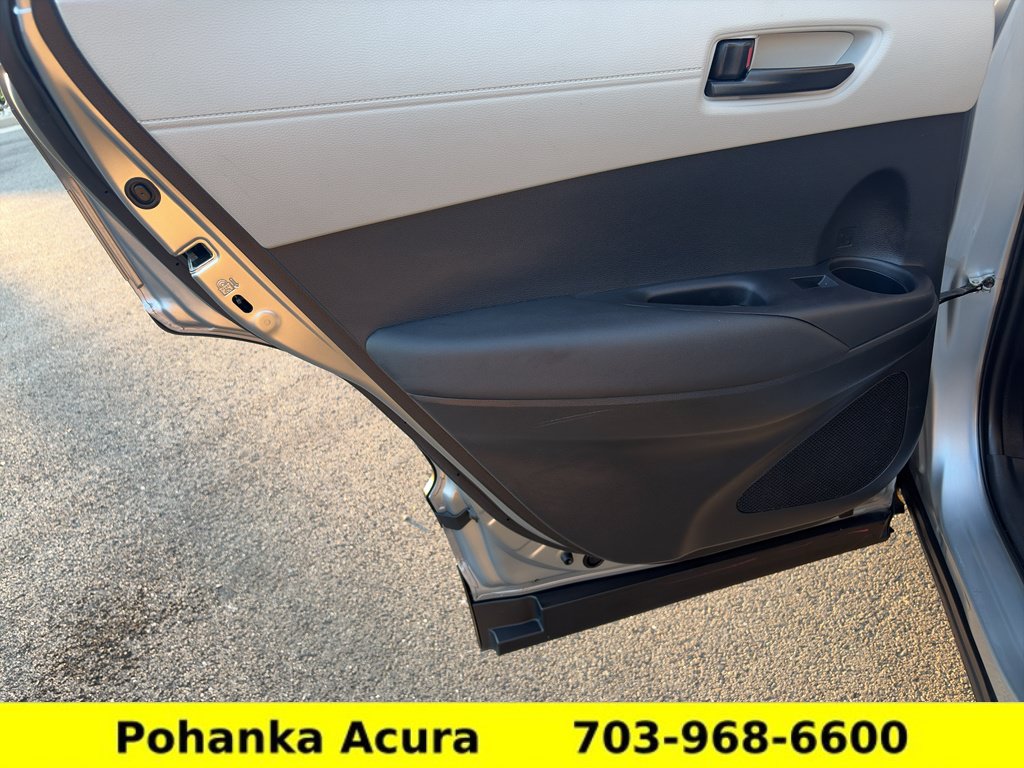 Used 2023 Toyota Corolla Cross LE AWD/4WD image 22