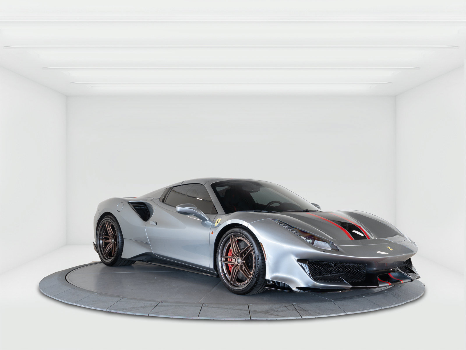 Used 2019 Ferrari 488 Pista Spider RWD image 7