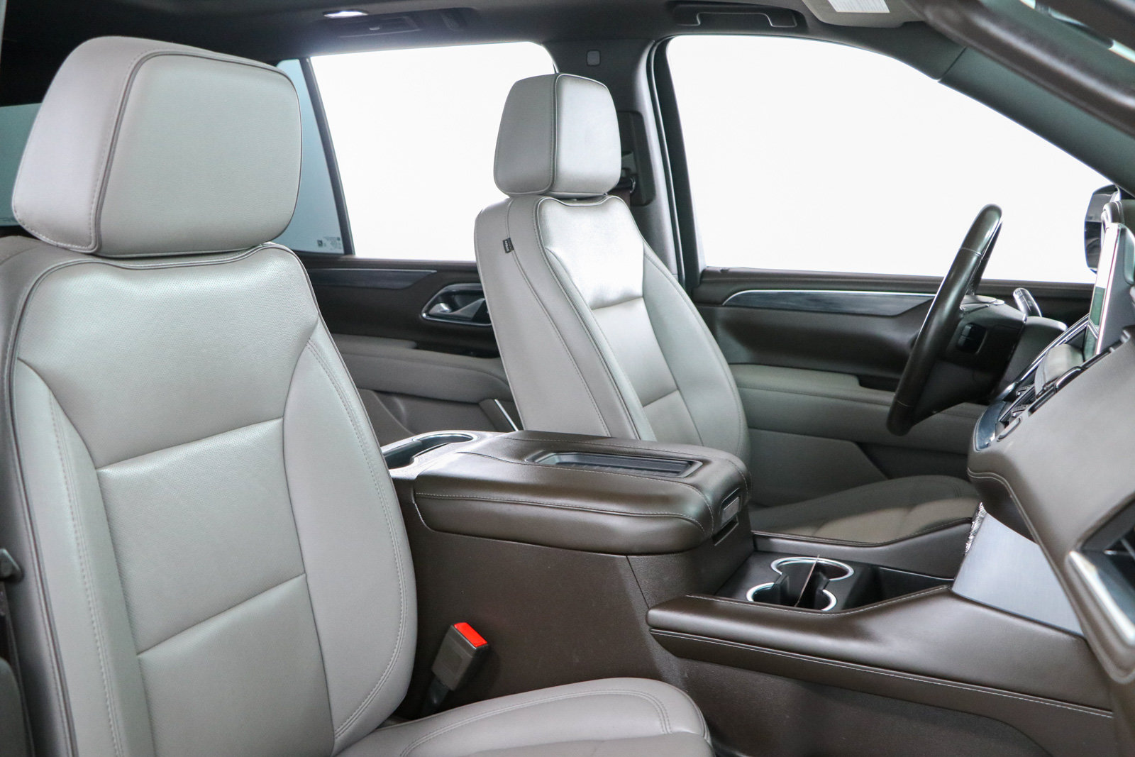 Used 2022 GMC Yukon SLT w/ SLT Premium Package RWD image 31