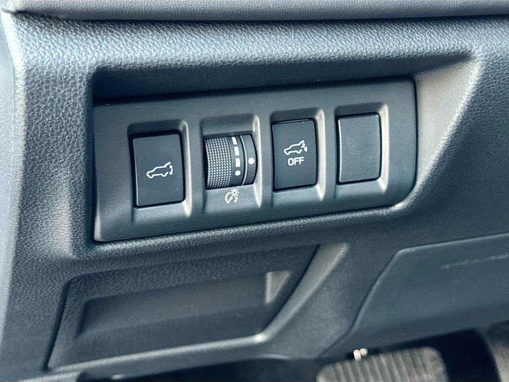 Certified 2025 Subaru Outback Limited image 14