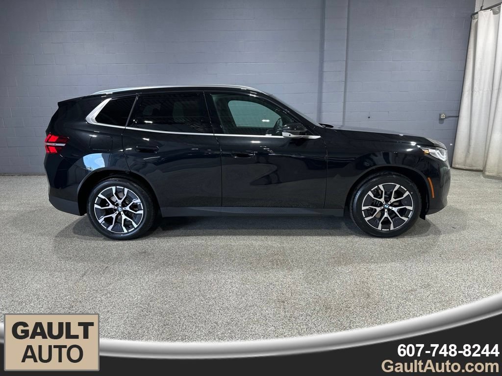 New 2026 BMW X3 xDrive30i w/ Premium Package AWD/4WD image 2