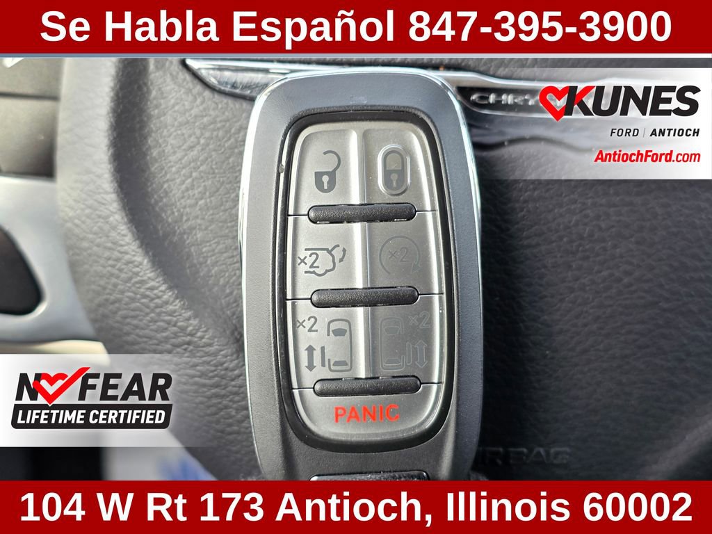 Used 2023 Chrysler Voyager LX image 59