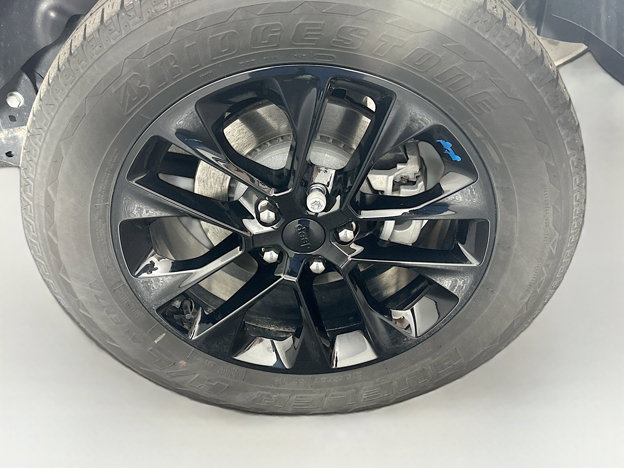 Used 2023 Jeep Wrangler Sahara w/ Cold Weather Group image 11