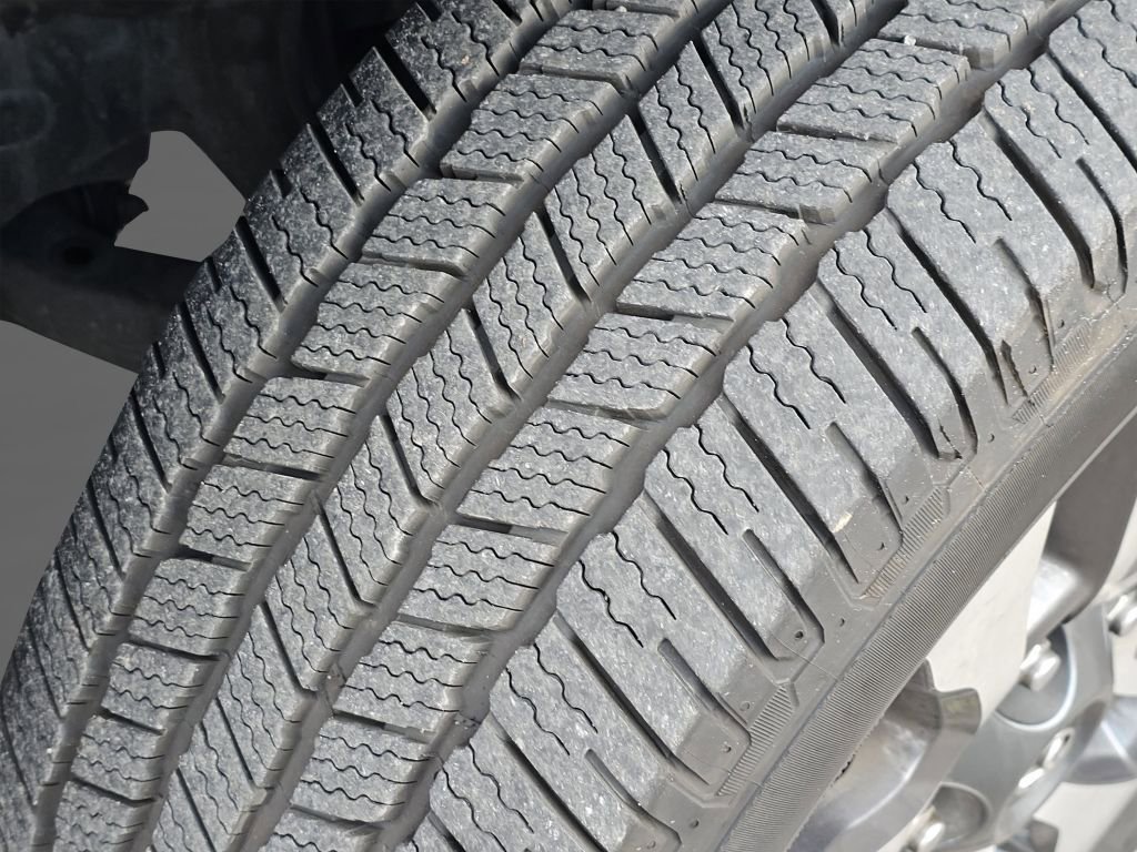 Used 2020 Toyota Tundra Limited w/ Limited Premium Package image 36