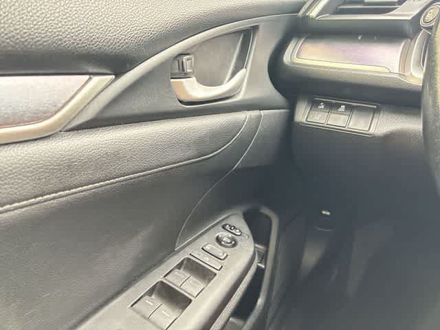 Used 2018 Honda Civic Touring image 41