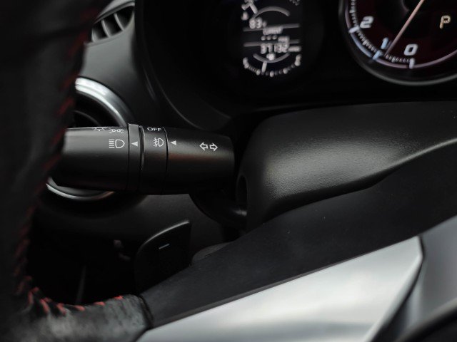 Used 2020 FIAT 124 Spider Abarth w/ Convenience Group RWD image 18