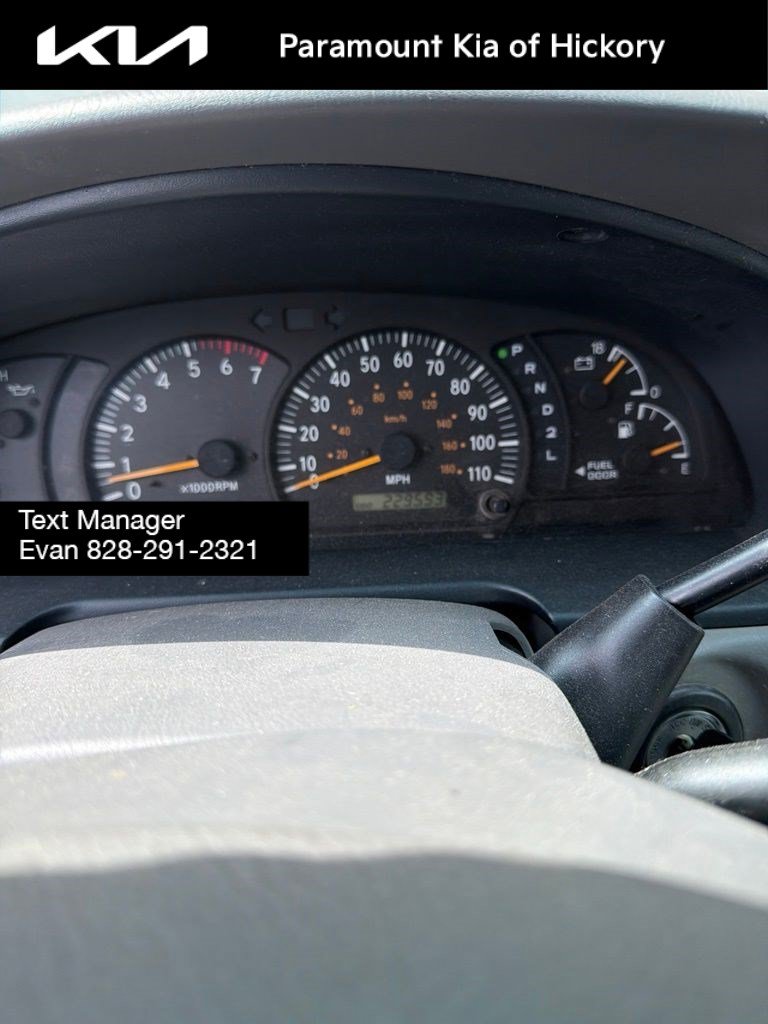 Used 2003 Toyota Tundra SR5 w/ SR5 Extra Value Pkg RWD image 5