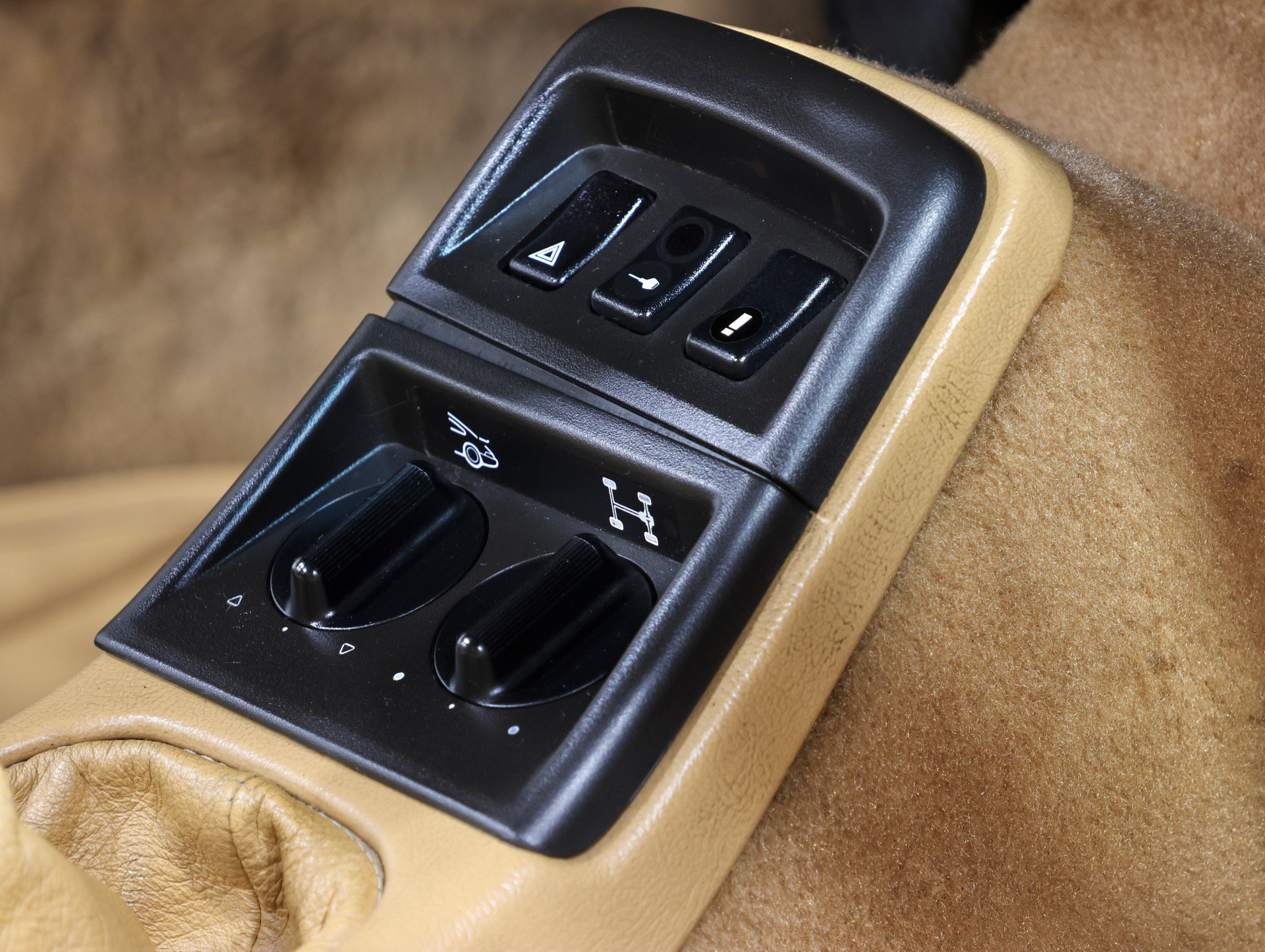 Used 1990 Porsche 911 Carrera image 75