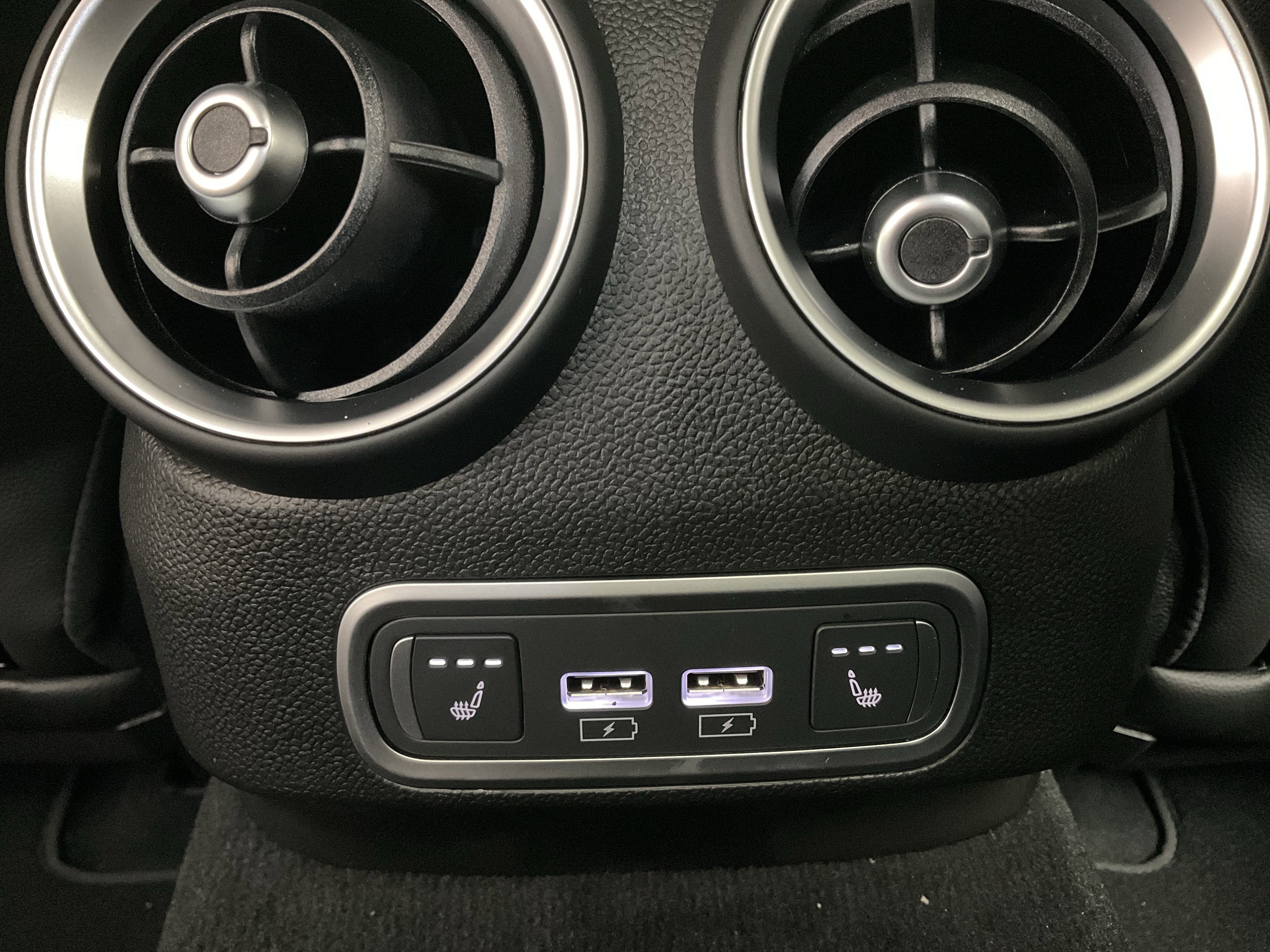 New 2026 Alfa Romeo Giulia AWD w/ Driving Assist Package image 17