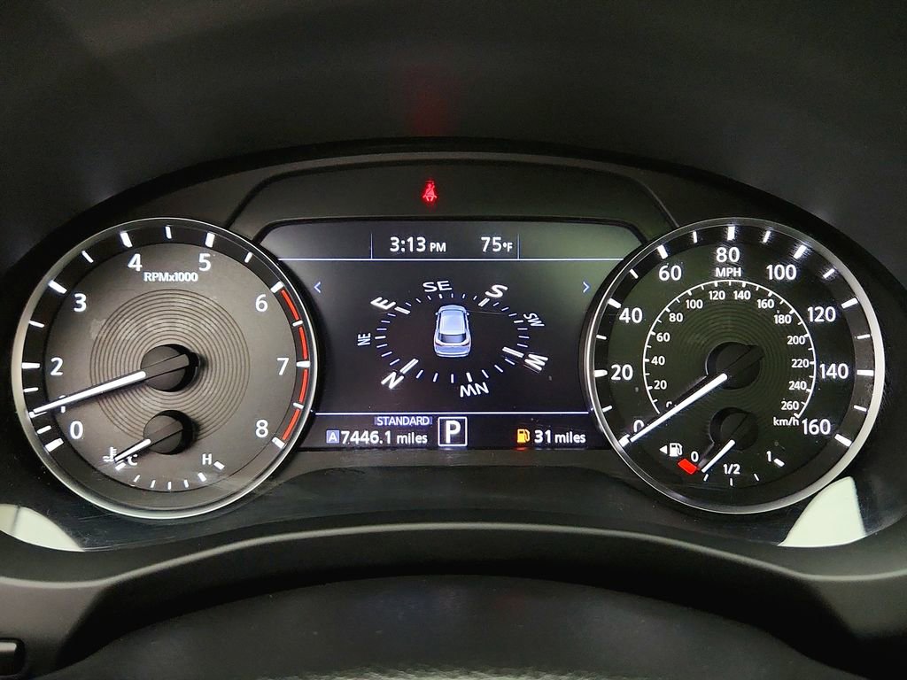 Used 2019 INFINITI QX50 Essential AWD/4WD image 13