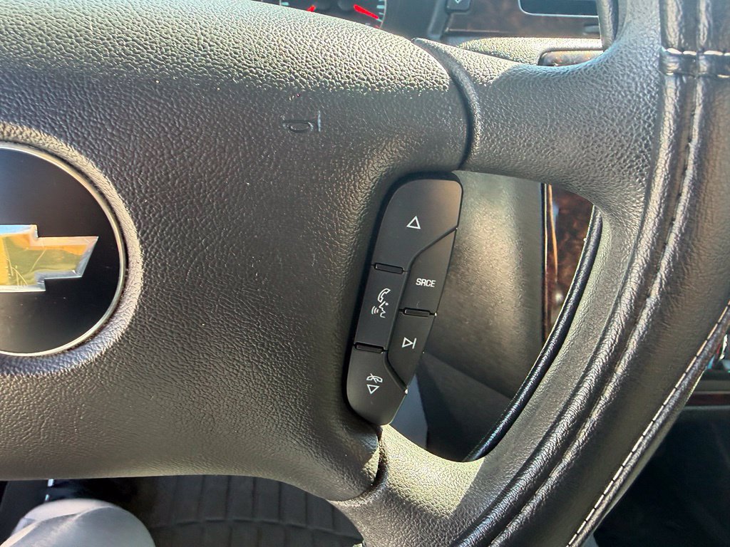 Used 2015 Chevrolet Impala LTZ FWD image 16