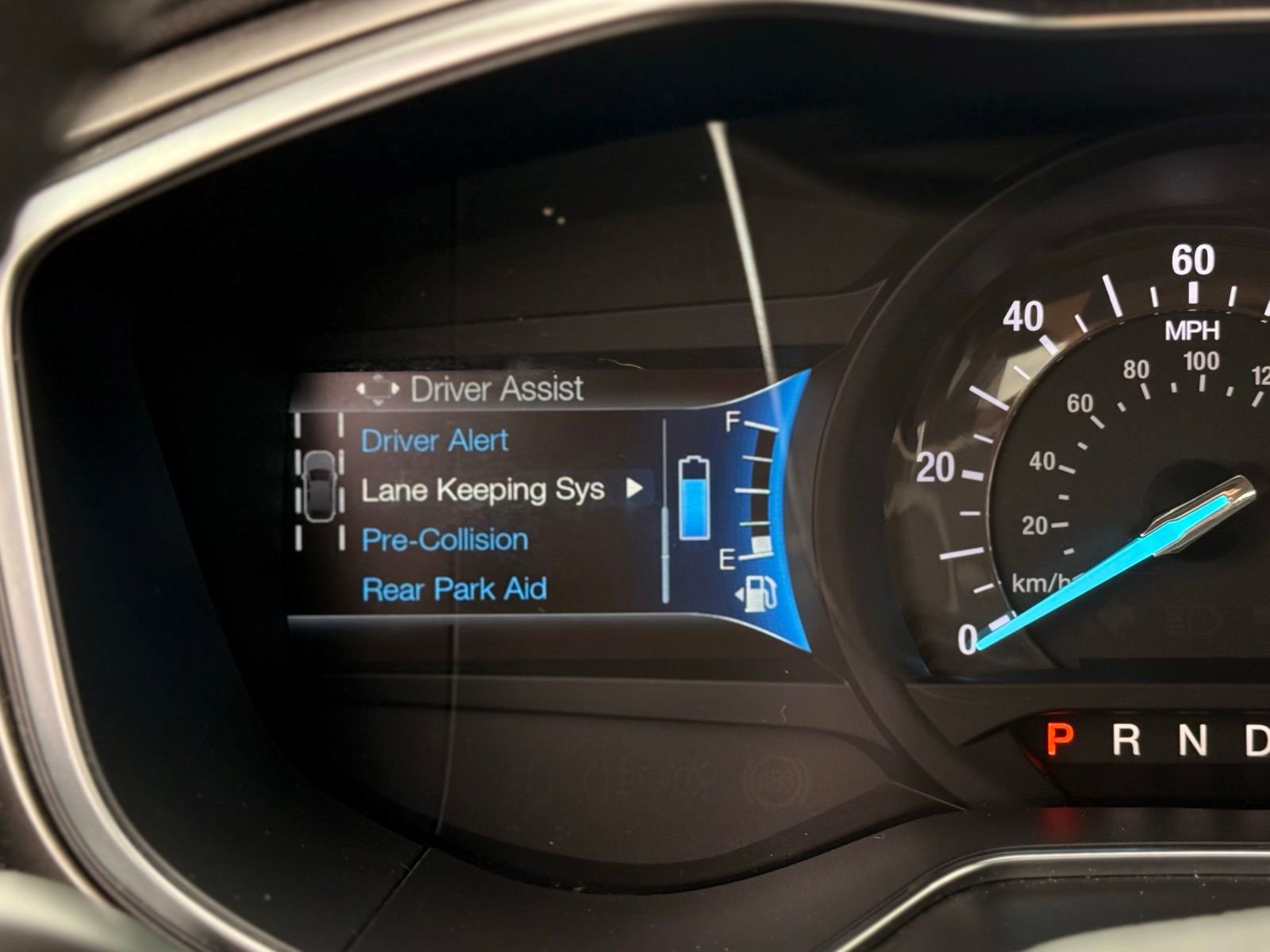 Used 2017 Ford Fusion SE w/ Equipment Group 602A FWD image 27