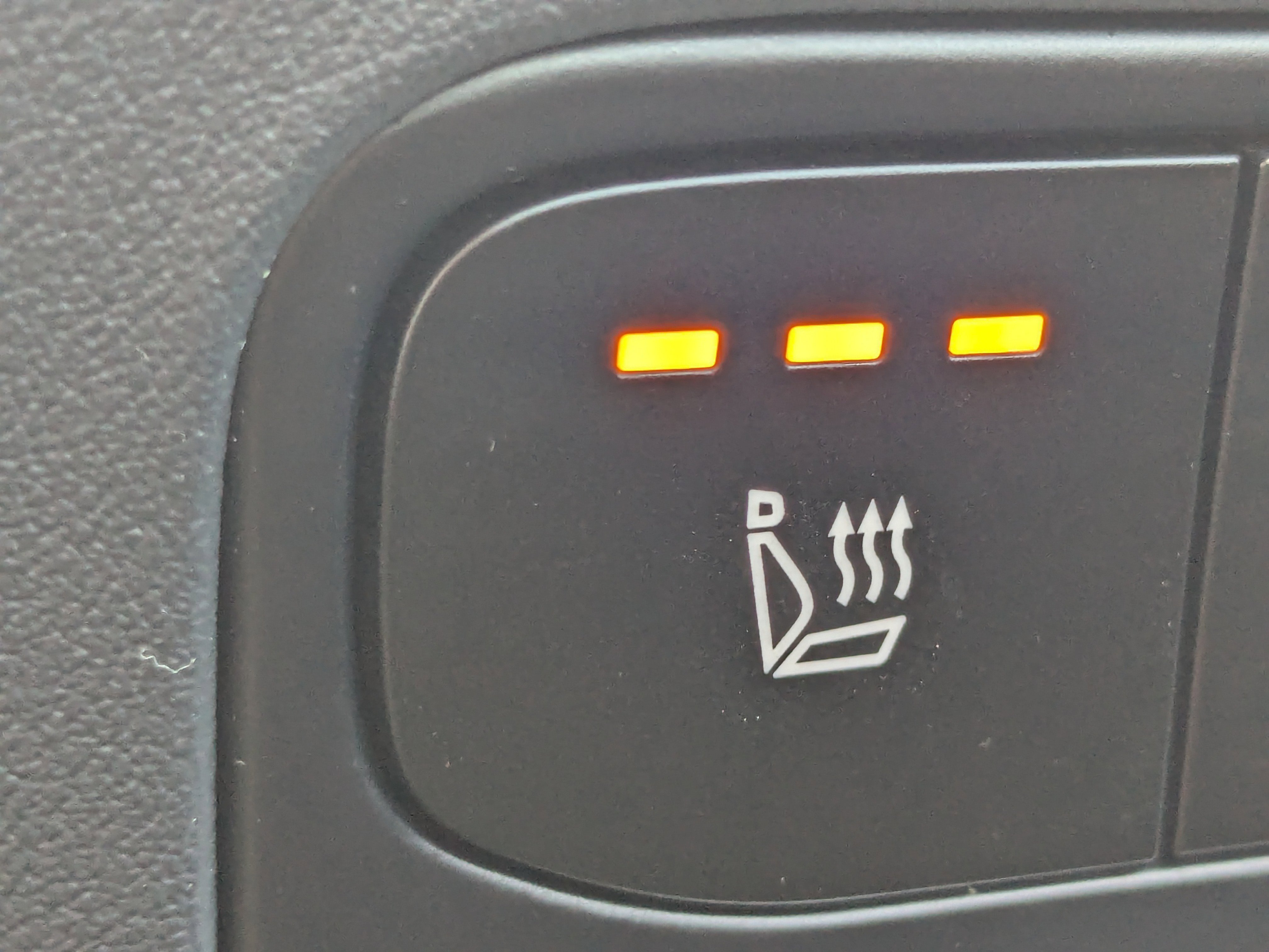 Certified 2025 Kia K4 GT-Line w/ GT-Line Premium Package image 33