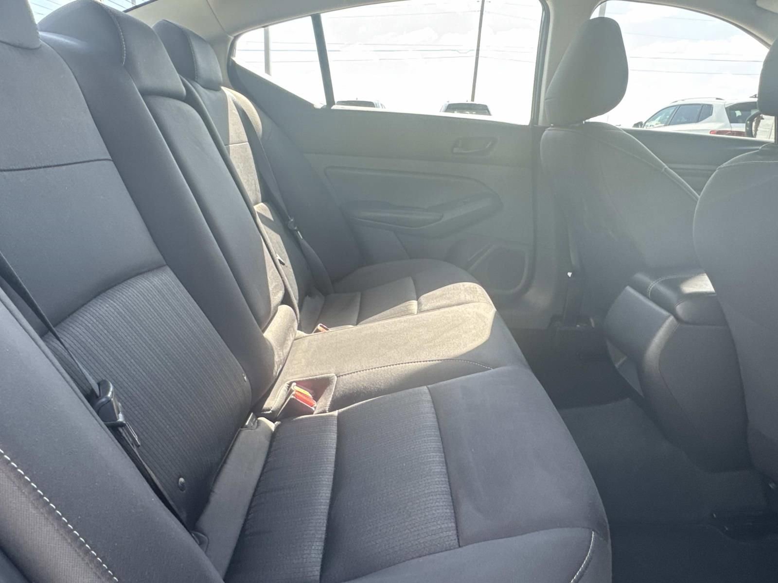 Used 2024 Nissan Altima 2.5 S FWD image 10