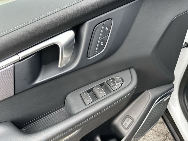 Used 2025 Buick Enclave Sport Touring image 17