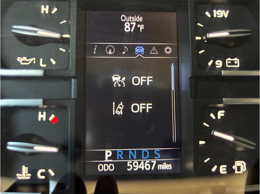 Used 2019 Toyota Tundra Limited w/ Limited Premium Package AWD/4WD image 24
