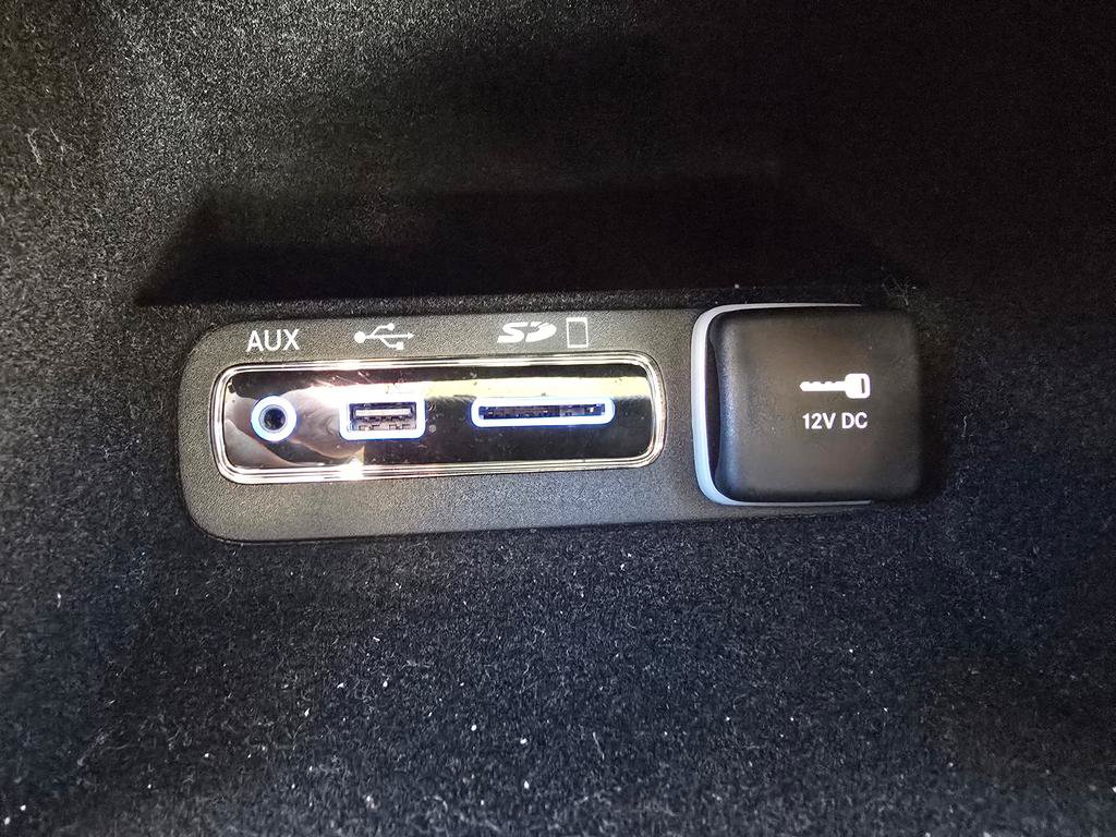 Used 2017 Jeep Grand Cherokee Limited AWD/4WD image 22