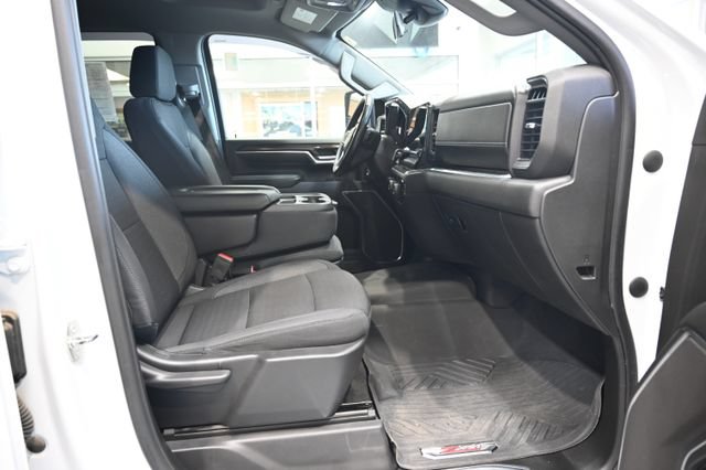 Used 2024 Chevrolet Silverado 2500 LT AWD/4WD image 13