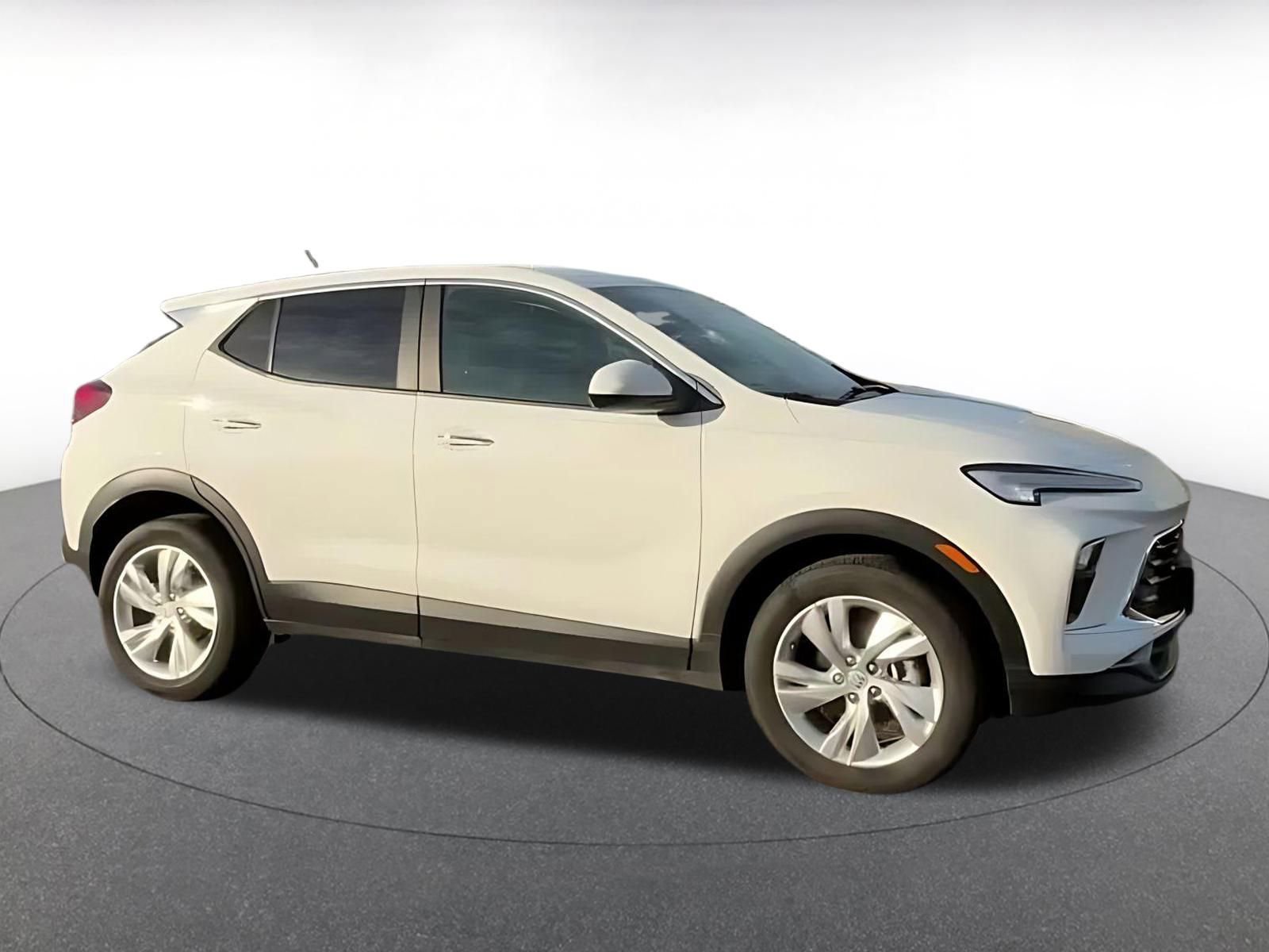 Used 2025 Buick Encore GX Preferred image 16