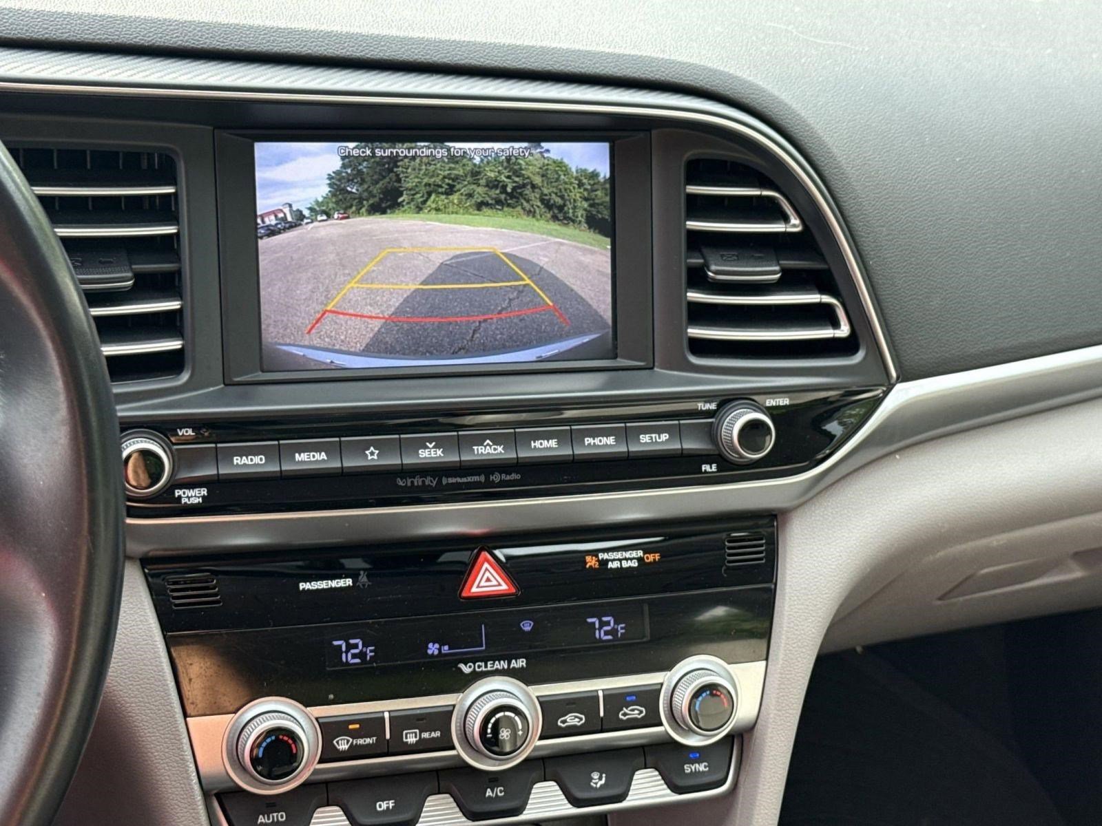 Used 2020 Hyundai Elantra Limited image 23