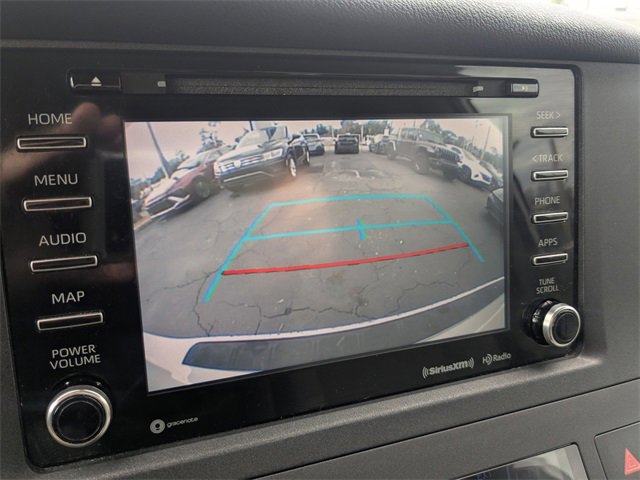 Used 2019 Toyota Sienna LE image 23