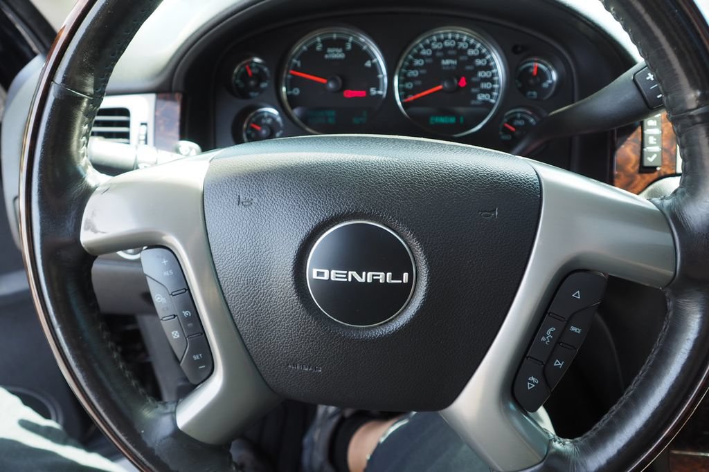 Used 2013 GMC Sierra 2500 Denali AWD/4WD image 27