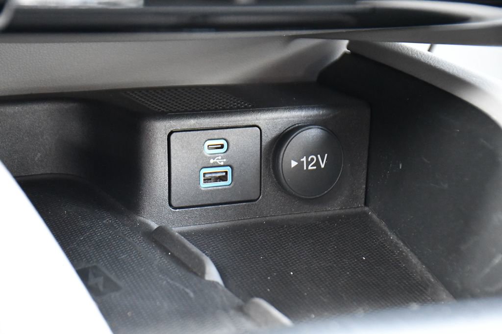 Used 2023 Ford Escape Platinum image 30