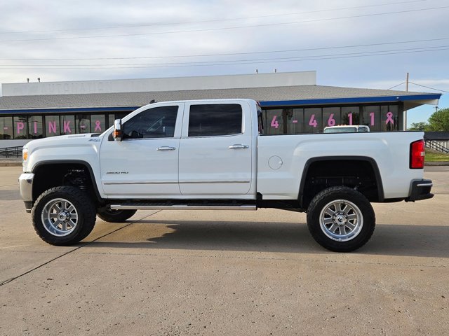 Used 2019 GMC Sierra 3500 SLT w/ Duramax Plus Package image 9
